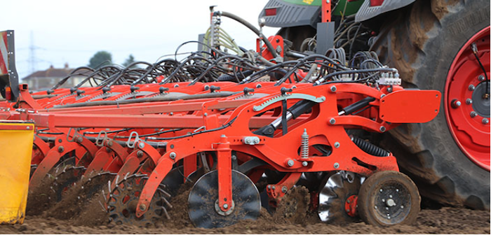 Strip-Tillage-Machine