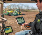 John Deere Operations Center_GrowerinField.jpeg