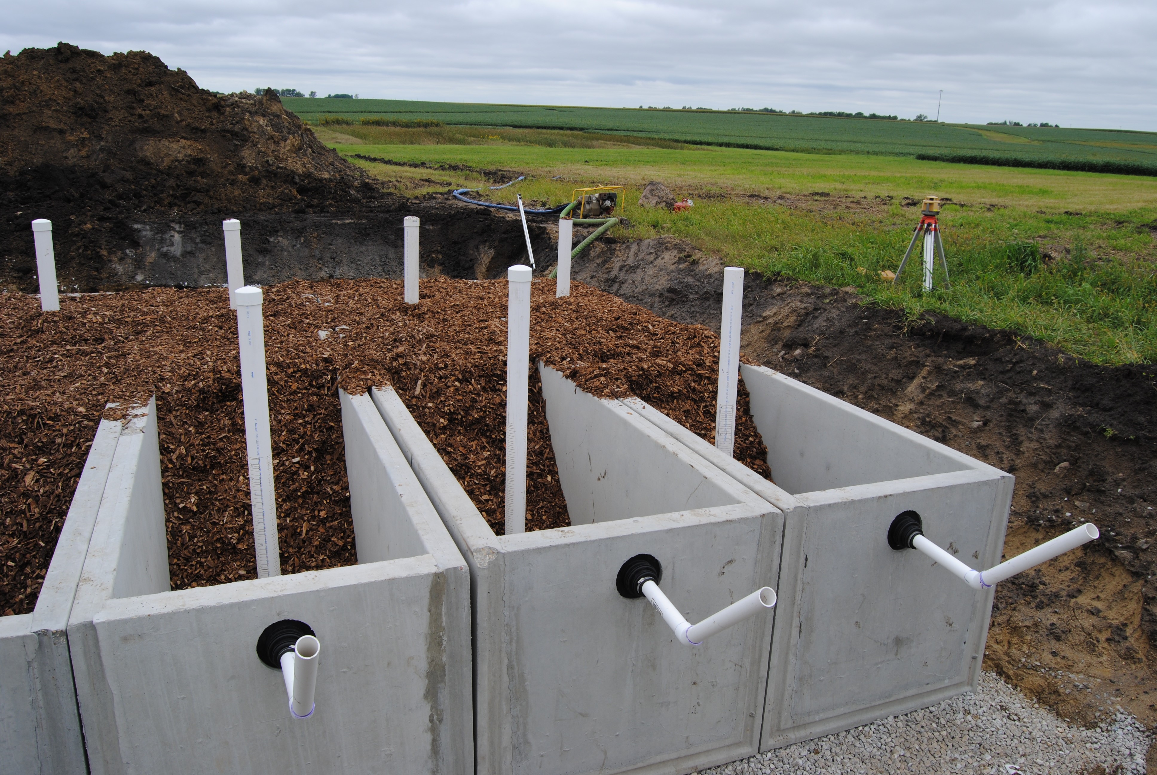 bioreactor with woodchips